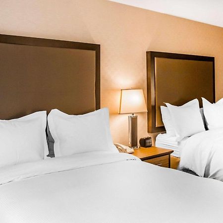 The Woodlands Inn Wilkes-Barre Extérieur photo