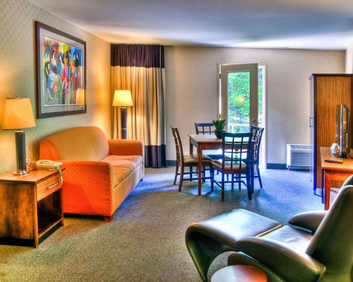 The Woodlands Inn Wilkes-Barre Extérieur photo