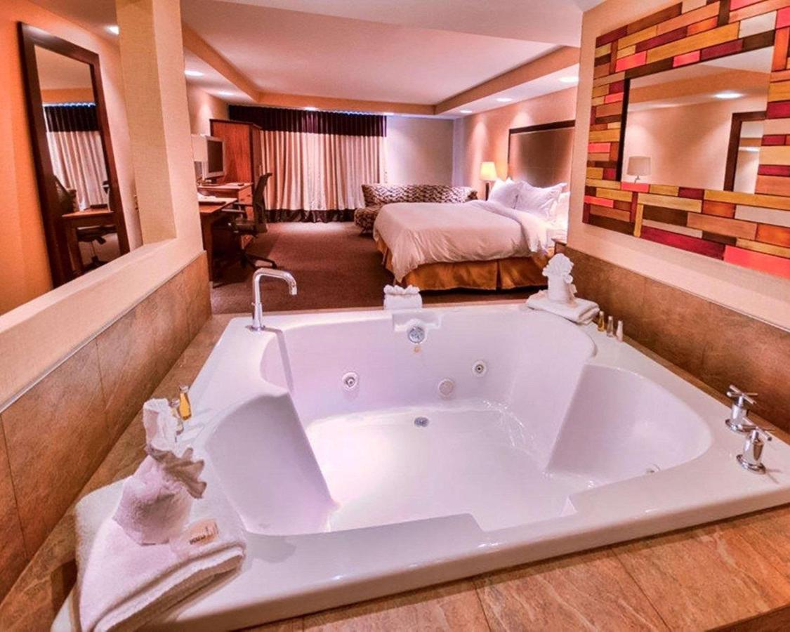 The Woodlands Inn Wilkes-Barre Extérieur photo