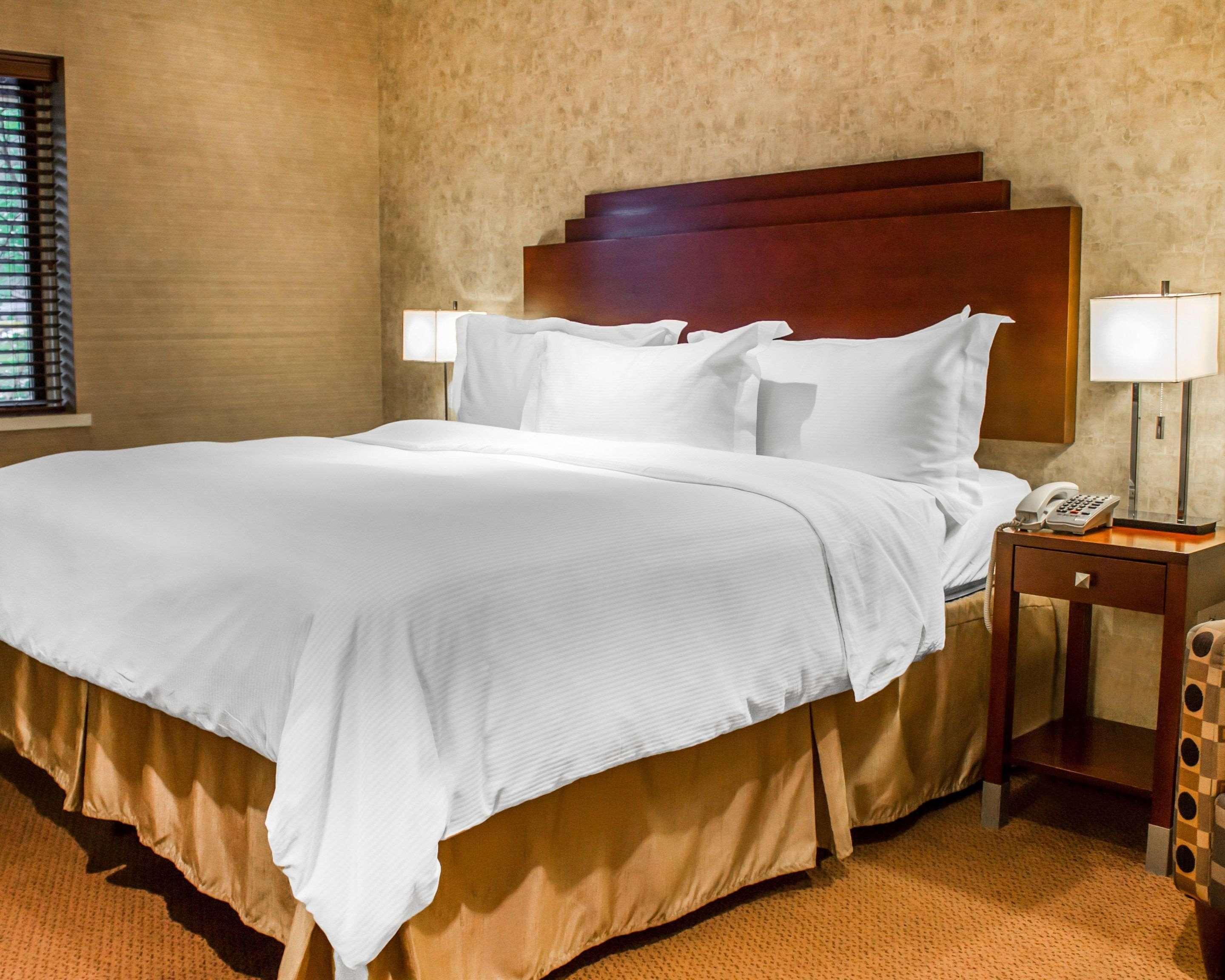 The Woodlands Inn Wilkes-Barre Extérieur photo